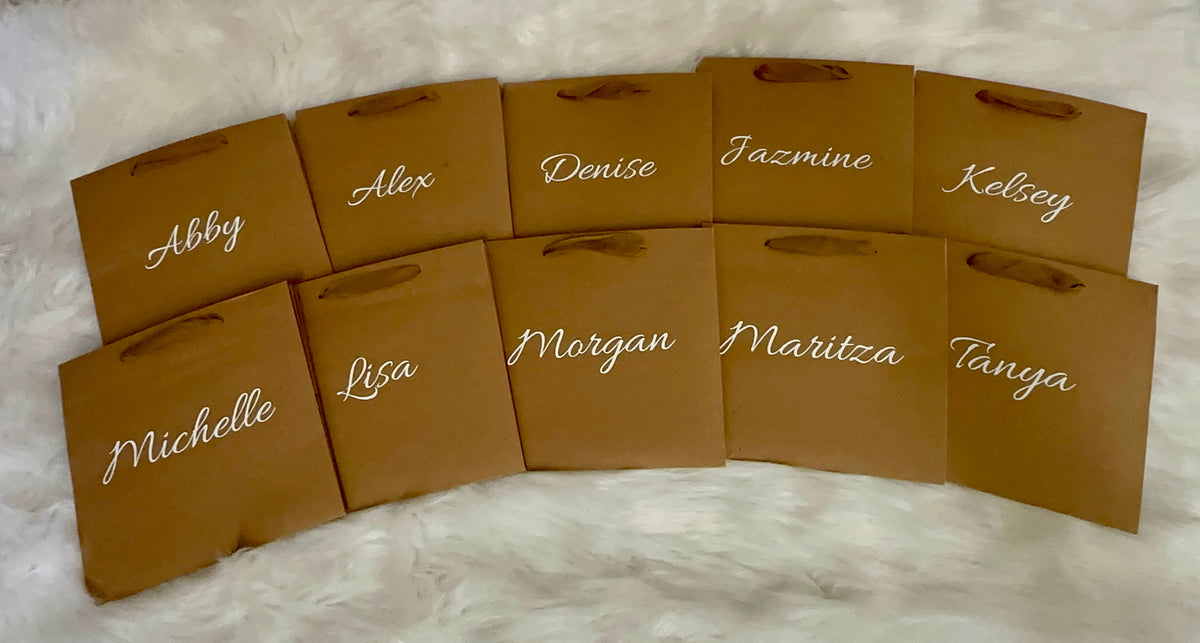 Custom name, medium white
